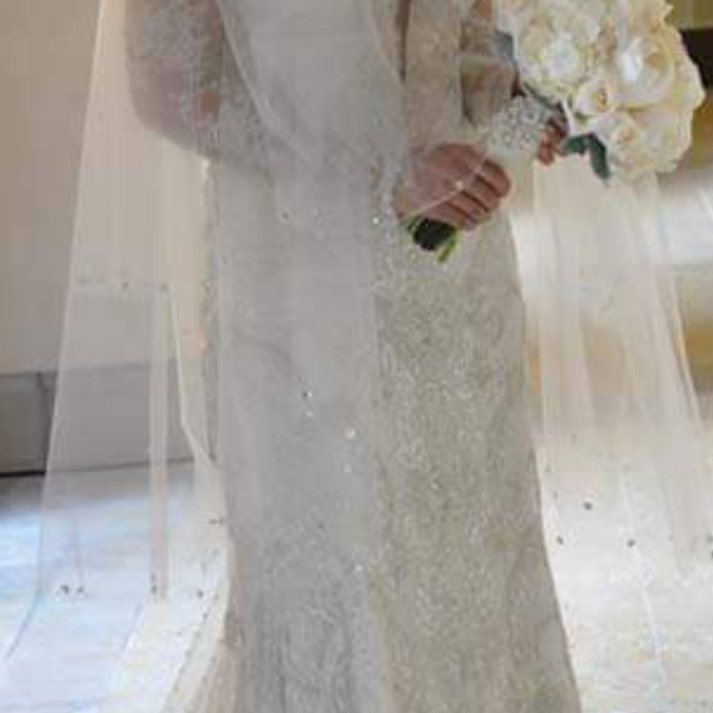 Wedding dress
